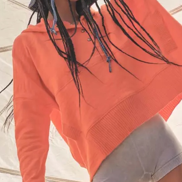 Free People Movement Solid Honey Dove Pullover Morning Burst - Picture 3 of 4